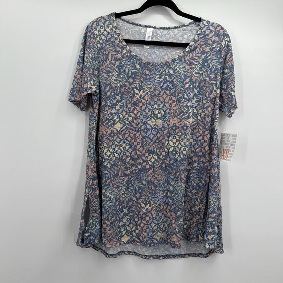 LuLaRoe Top Shirt Womens XS Pastel Multicolor Perfect Tee Casual Oversized - Picture 1 of 10